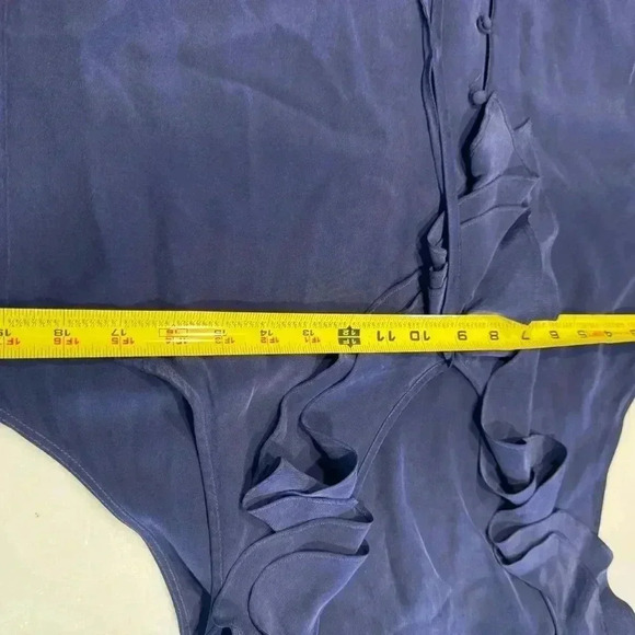 Joie 100% silk dress navy with ruffle v-neck button down front size L - Picture 9 of 12